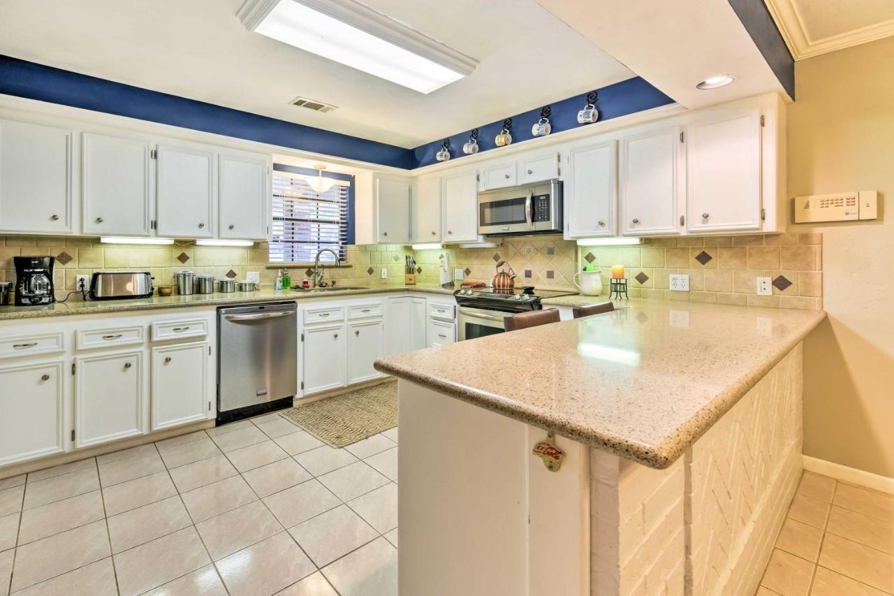 Quiet Lake Conroe Townhome With 2 Boat Slips! Willis Buitenkant foto