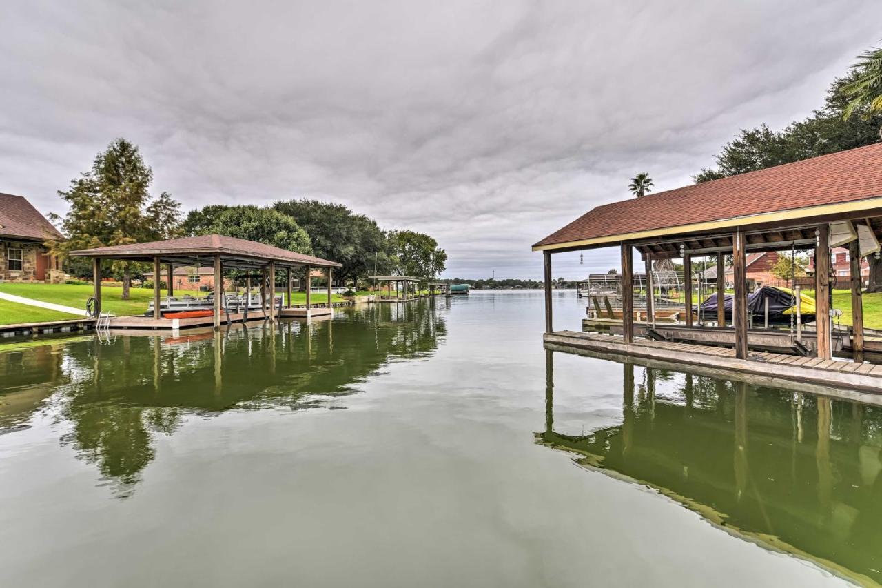 Quiet Lake Conroe Townhome With 2 Boat Slips! Willis Buitenkant foto